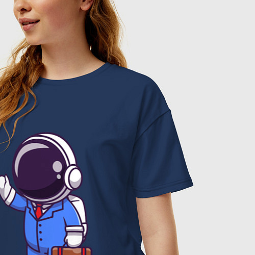 Женская футболка оверсайз Космонавт с чемоданом / Тёмно-синий – фото 3