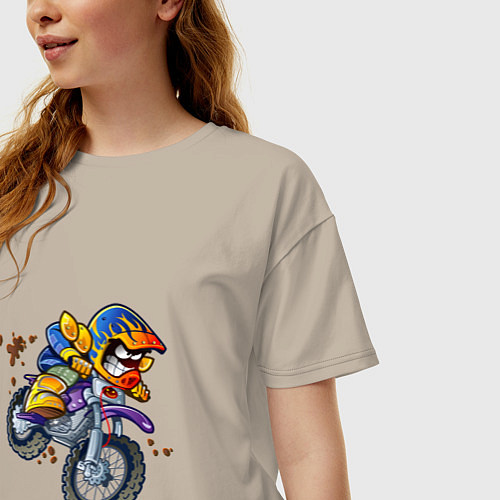 Женская футболка оверсайз Веселое эндуро по лесам / Миндальный – фото 3