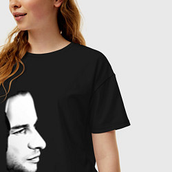 Футболка оверсайз женская Dave Gahan from depeche mode face, цвет: черный — фото 2