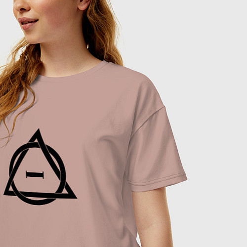 Женская футболка оверсайз Символика квадроберов черная / Пыльно-розовый – фото 3