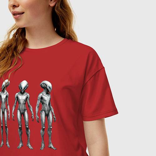 Женская футболка оверсайз Нашествие / Красный – фото 3