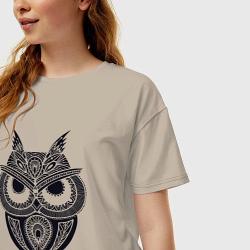 Женская футболка оверсайз Узорчатый филин / Миндальный – фото 3