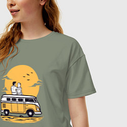 Футболка оверсайз женская Влюблённые на закате солнца, цвет: авокадо — фото 2