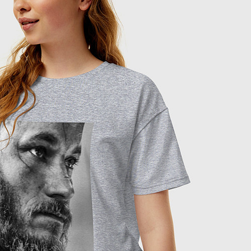 Женская футболка оверсайз Рагнар: воин севера / Меланж – фото 3