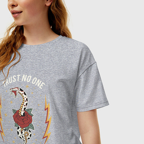 Женская футболка оверсайз Никому не доверяйте y2k / Меланж – фото 3