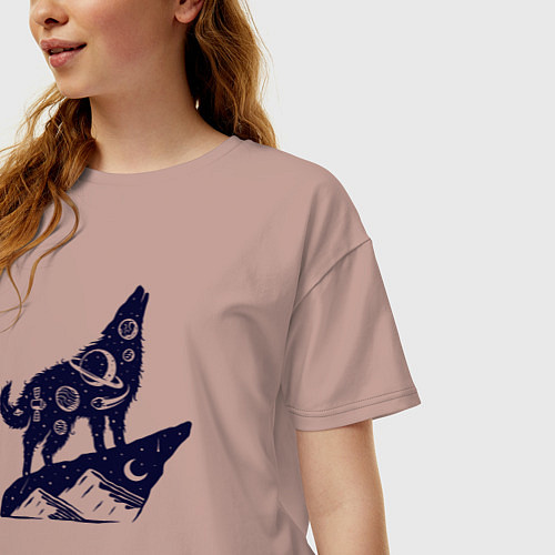 Женская футболка оверсайз Космический волк / Пыльно-розовый – фото 3