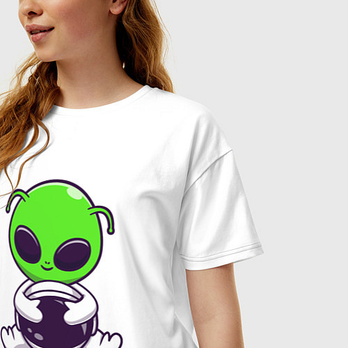 Женская футболка оверсайз Пришелец космонавт / Белый – фото 3