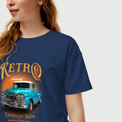 Женская футболка оверсайз Ретро гараж и автомобиль Chevrolet Apache / Тёмно-синий – фото 3