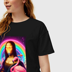 Футболка оверсайз женская Мона Лиза - лампочка и розовый фламинго, цвет: черный — фото 2
