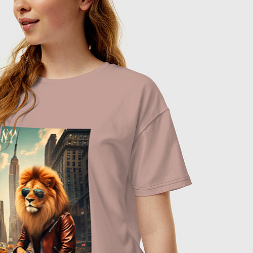 Женская футболка оверсайз Cool Lion New Yorker - ai art / Пыльно-розовый – фото 3