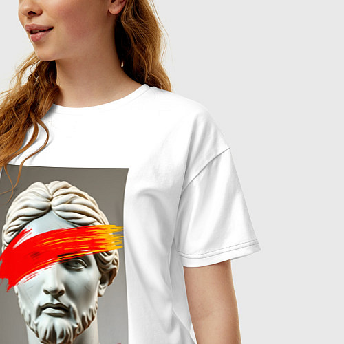 Женская футболка оверсайз Античная статуя с красным штрихом / Белый – фото 3