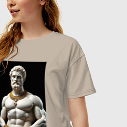 Футболка оверсайз женская Античный герой с цепочкой, цвет: миндальный — фото 2