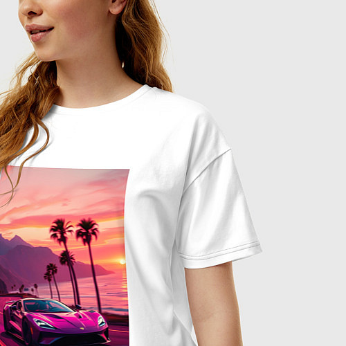 Женская футболка оверсайз Суперкар едет около океана / Белый – фото 3