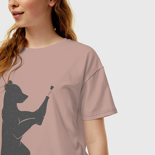 Женская футболка оверсайз Мишка с шампанским / Пыльно-розовый – фото 3