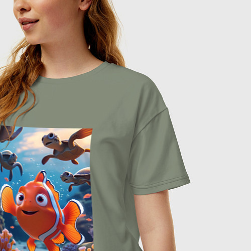 Женская футболка оверсайз Рыбка клоун плавает с черепахами / Авокадо – фото 3