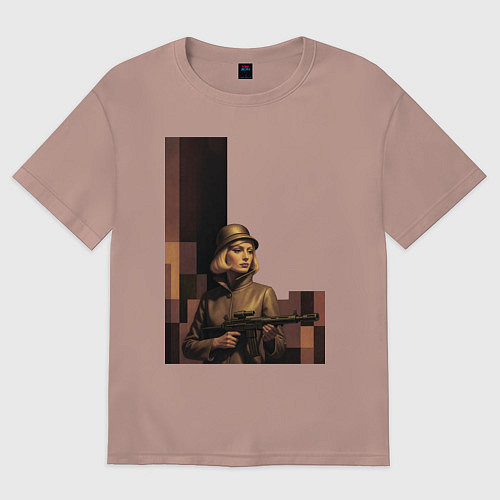 Женская футболка оверсайз Женщина с автоматом ретрофутуризм поп-арт 1970-е / Пыльно-розовый – фото 1
