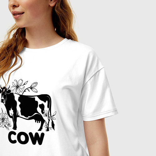 Женская футболка оверсайз Корова с цветами / Белый – фото 3