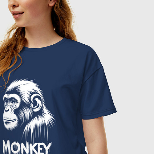 Женская футболка оверсайз Обезьяна белой краской / Тёмно-синий – фото 3