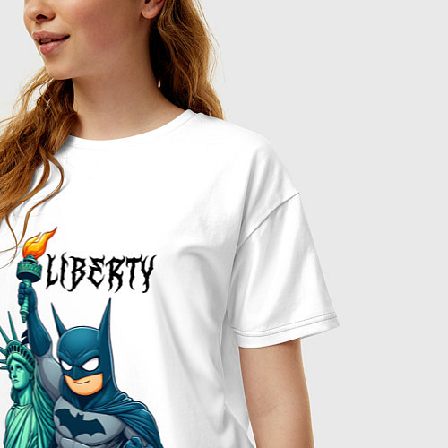 Женская футболка оверсайз Batman and statue of Liberty - ai art fantasy / Белый – фото 3