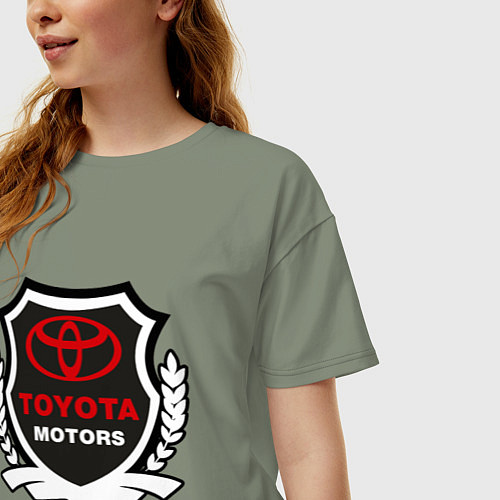 Женская футболка оверсайз Тойота моторс герб / Авокадо – фото 3