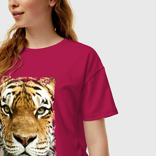 Женская футболка оверсайз Tiger Face: retro style / Маджента – фото 3