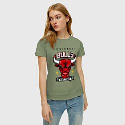 Футболка хлопковая женская Chicago Bulls est. 1966, цвет: авокадо — фото 2