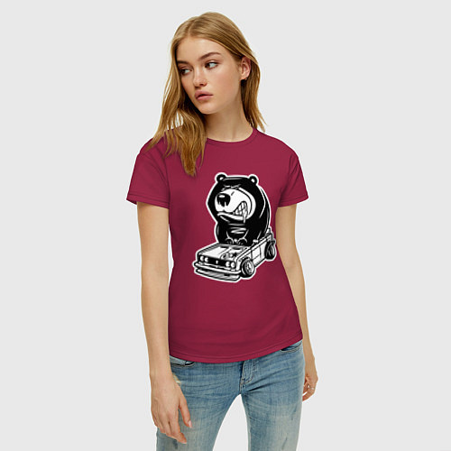 Женская футболка Медведь на жигулях / Маджента – фото 3