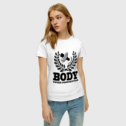 Женская футболка Body under construction / Белый – фото 3