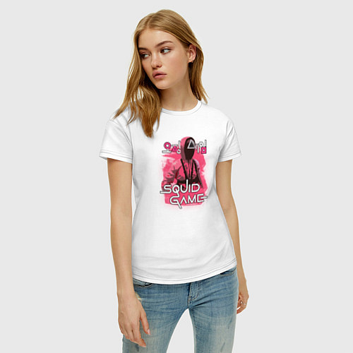 Женская футболка Игра в кальмара: Персонаж / Белый – фото 3