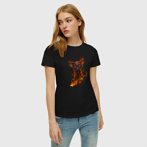 Женская футболка Дикий кот в огне / Черный – фото 3