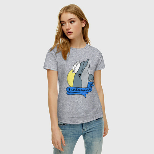 Женская футболка Дельфин на фоне солнца / Меланж – фото 3