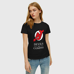 Футболка хлопковая женская New Jersey Devils are coming Нью Джерси Девилз, цвет: черный — фото 2