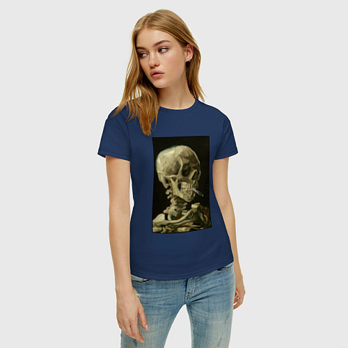 Женская футболка Череп с горящей сигаретой Ван Гог / Тёмно-синий – фото 3