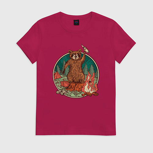 Женская футболка Винтажный енот на отдыхе Camping Raccoon / Маджента – фото 1