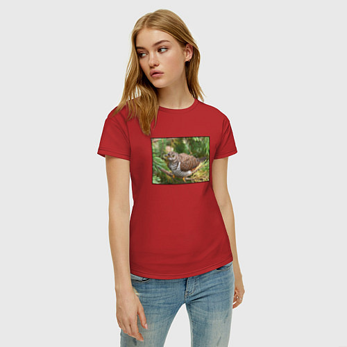Женская футболка Кукушка в ветках ели / Красный – фото 3
