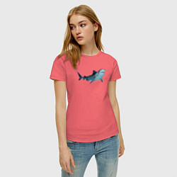 Футболка хлопковая женская Realistic shark, цвет: коралловый — фото 2
