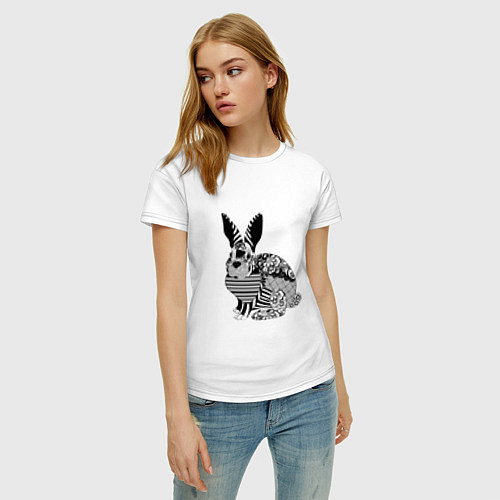 Женская футболка Rabbit in patterns / Белый – фото 3