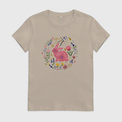 Футболка хлопковая женская Заяц травы цветы, цвет: миндальный