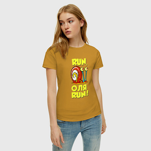 Женская футболка Run Оля run / Горчичный – фото 3