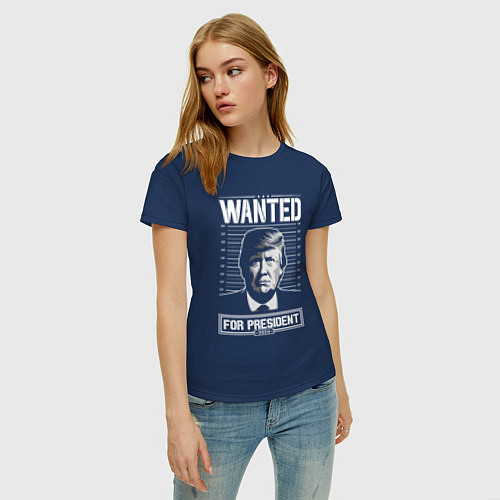 Женская футболка Разыскивается Трамп / Тёмно-синий – фото 3