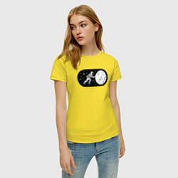 Футболка хлопковая женская Режим космоса включен, цвет: желтый — фото 2