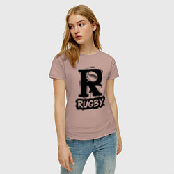 Футболка хлопковая женская Регбийный мяч в букве р, цвет: пыльно-розовый — фото 2