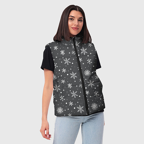 Женский жилет Белые снежинки на сером фоне / 3D-Черный – фото 3
