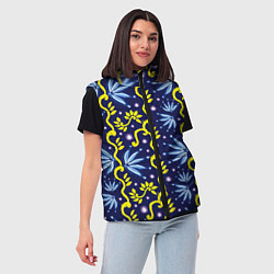 Женский жилет Узор цветущий клематис, цвет: 3D-красный — фото 2