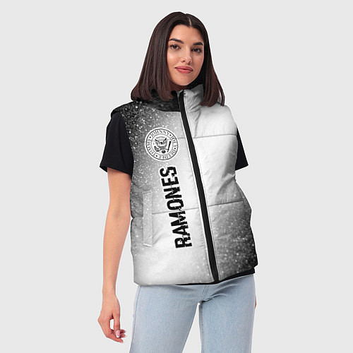 Женский жилет Ramones glitch на светлом фоне: по-вертикали / 3D-Черный – фото 3