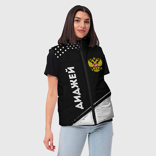 Женский жилет Диджей из России и герб РФ вертикально / 3D-Черный – фото 3
