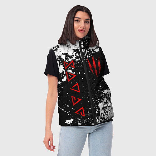 Женский жилет Знаки из Ведьмака - белые брызги / 3D-Светло-серый – фото 3