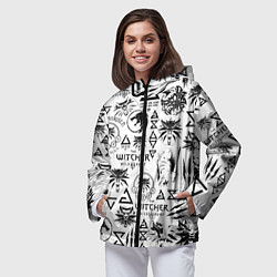 Ветровка с капюшоном женская THE WITCHER LOGOBOMBING ЧЁРНО БЕЛЫЙ ВЕДЬМАК ПАТТЕР, цвет: 3D-черный — фото 2