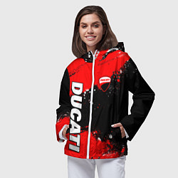 Ветровка с капюшоном женская Ducati - красная униформа с красками, цвет: 3D-белый — фото 2